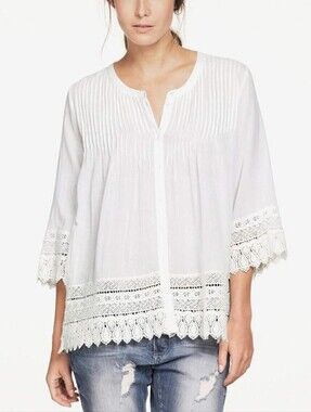American Eagle Outfitters White Boho Crochet Lace Pleated Blouse Size M